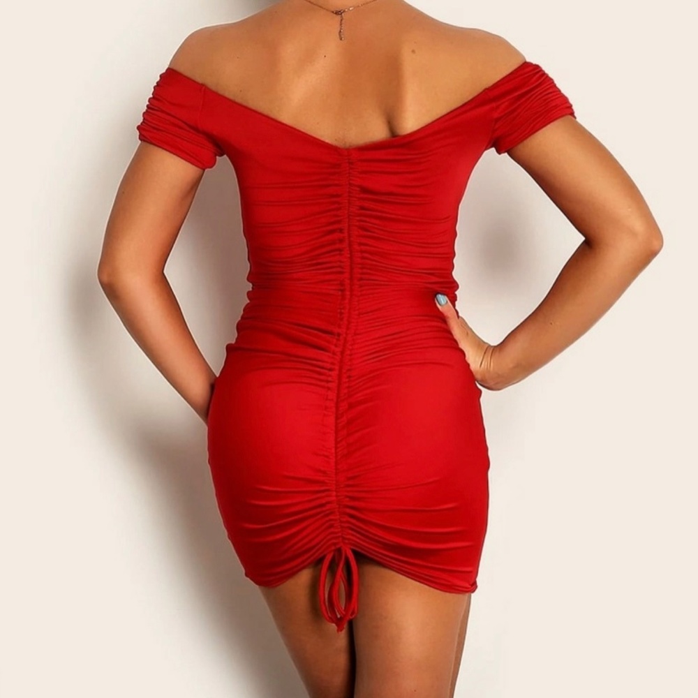 Red Rushed Drawstring Bodycon Dress - Picture 3 of 3